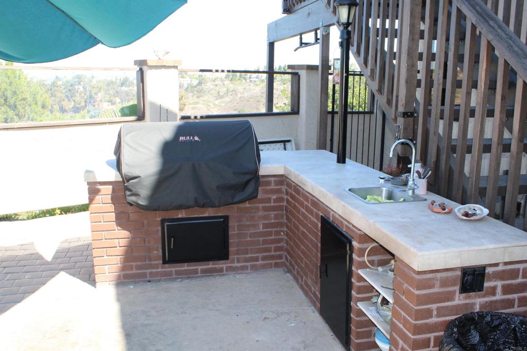 1349 Ridgeview Way Bonita, CA 91902 - Photo 3 of 17