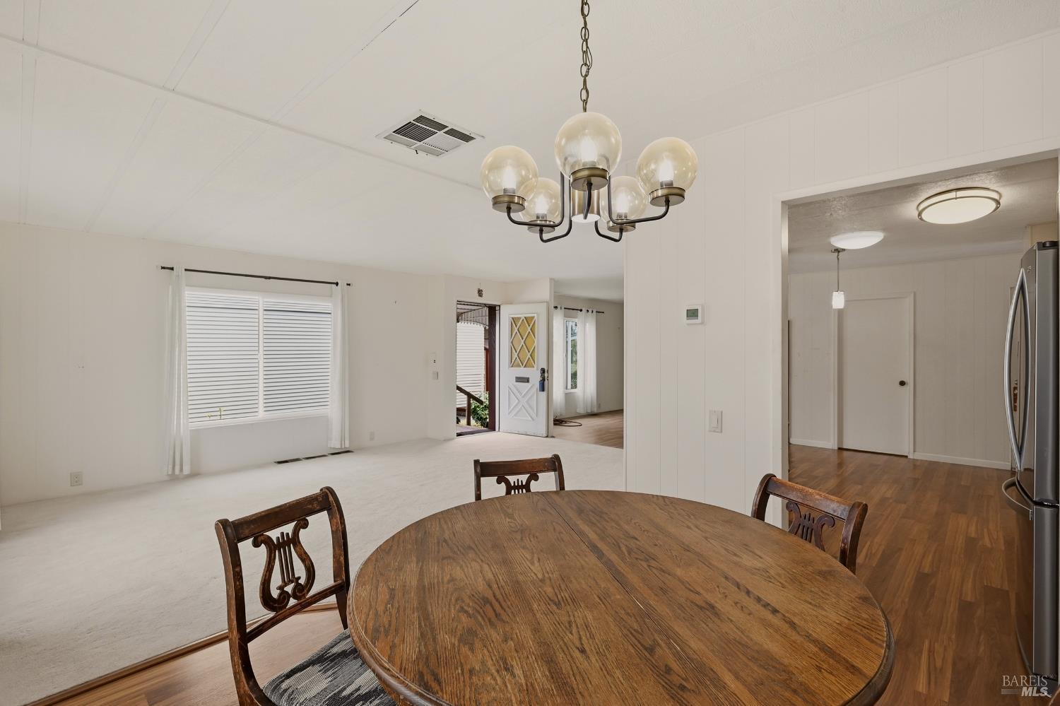 61 Westgate Circle Santa Rosa, CA 95401 - Photo 4 of 41