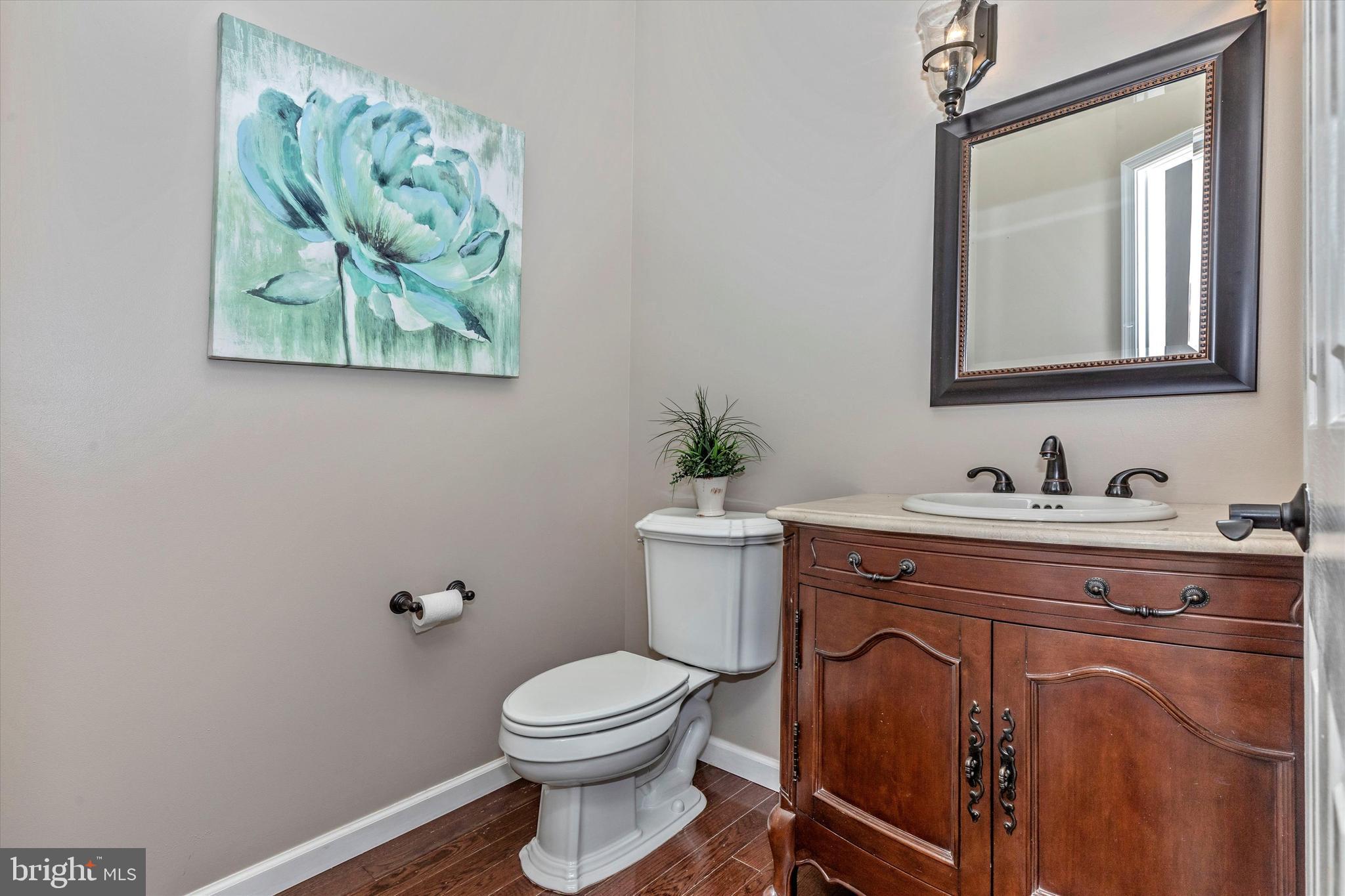 290 Krug Road Gettysburg, PA 17325 - Photo 27 of 73 Main floor powder room