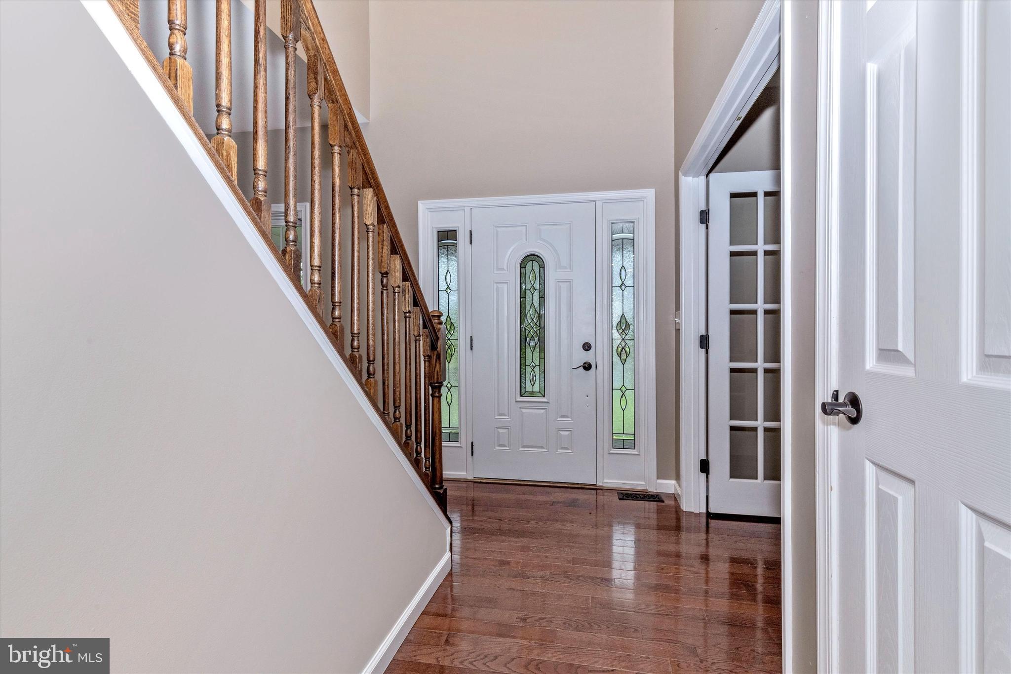 290 Krug Road Gettysburg, PA 17325 - Photo 9 of 73 Open foyer with hardwood floors