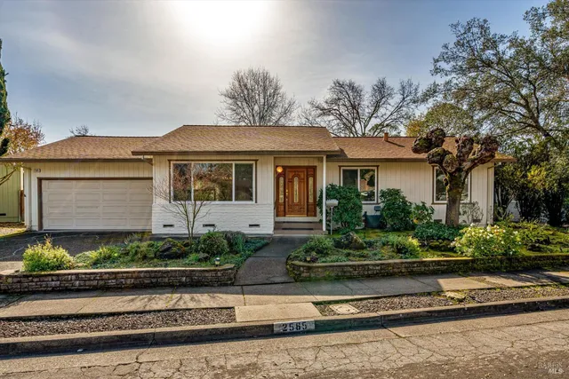 $699,000 | 2565 Brookhaven Drive, Santa Rosa, CA 95405