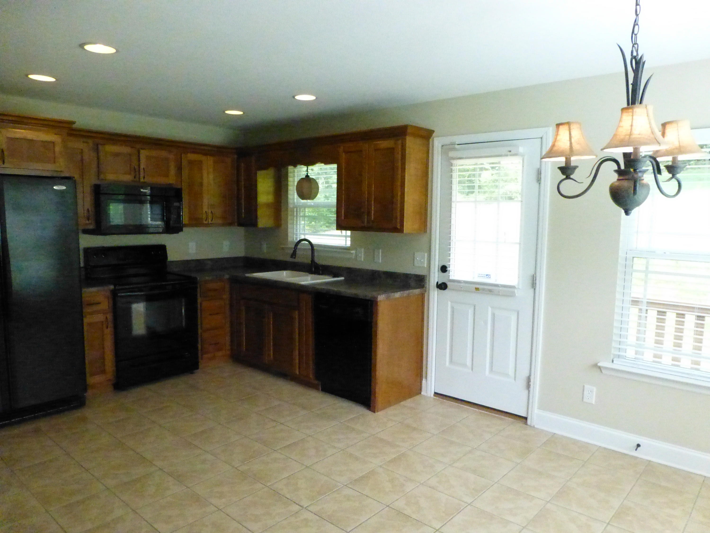 1237 Baggett Road, Unit LOT #2 Ringgold, GA 30736 - Photo 4 of 4 Kitchen-Dining combo