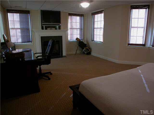 2208 Stonerose Circle Raleigh, NC 27606 - Photo 17 of 25