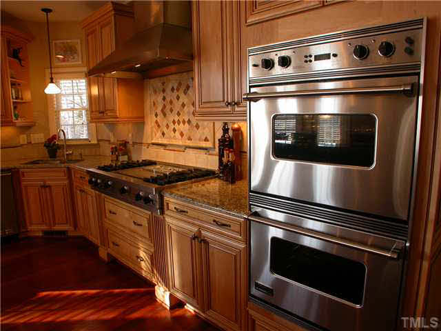 2208 Stonerose Circle Raleigh, NC 27606 - Photo 6 of 25