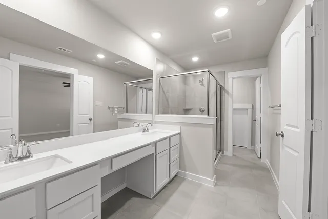 $239,990 | 2766 Mariposa Crk Drive, Unit 3, Rosharon, TX 77583