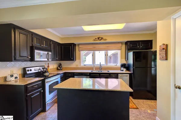 $285,000 | 32 Creekside Way, Greenville, SC 29609