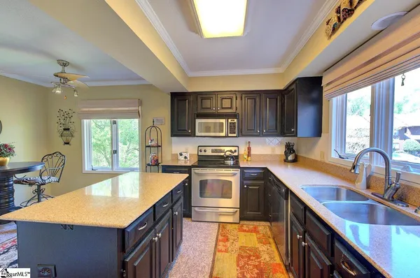 $285,000 | 32 Creekside Way, Greenville, SC 29609