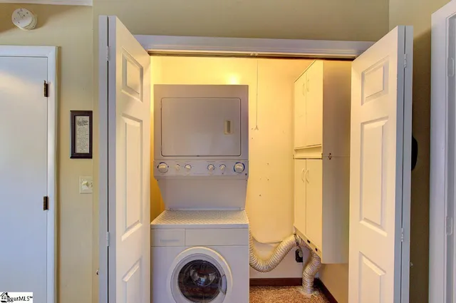 $285,000 | 32 Creekside Way, Greenville, SC 29609