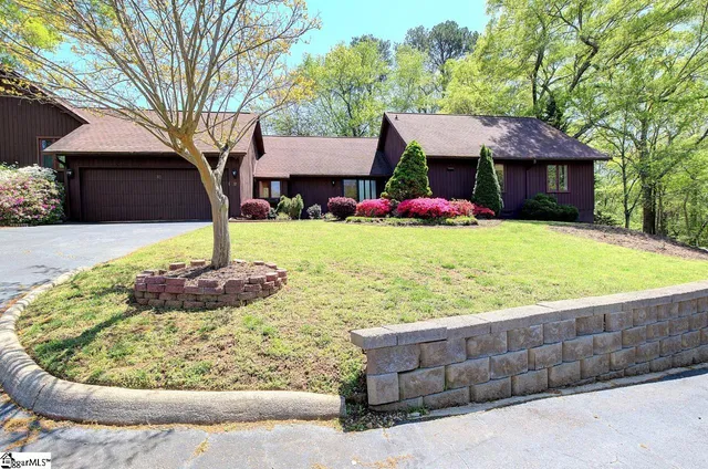 $285,000 | 32 Creekside Way, Greenville, SC 29609