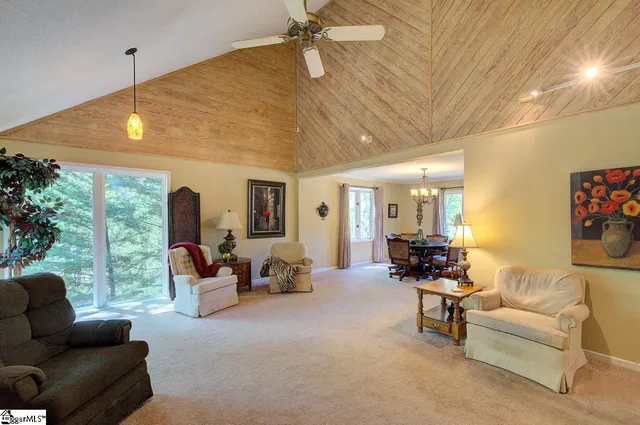 $285,000 | 32 Creekside Way, Greenville, SC 29609