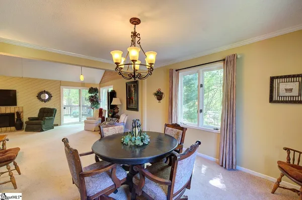 $285,000 | 32 Creekside Way, Greenville, SC 29609