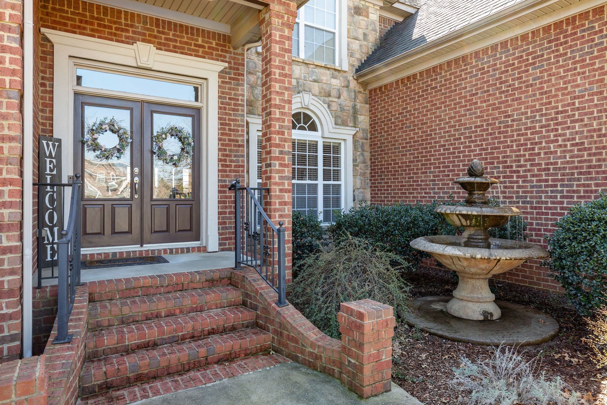 5329 Sherrington Road Murfreesboro, TN 37128 - Photo 2 of 37 Gallery Image 2