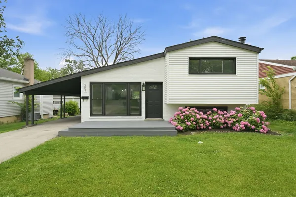 $410,000 | 207 West Ethel Avenue, Lombard, IL 60148
