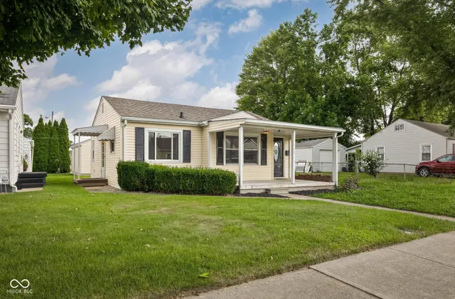 $129,900 | 128 East 36th Street, Anderson, IN 46013