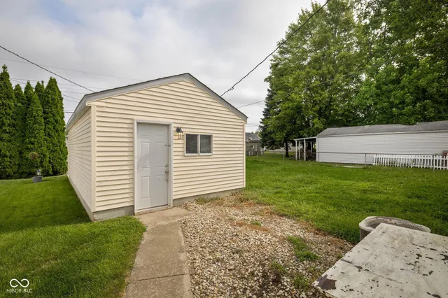 $129,900 | 128 East 36th Street, Anderson, IN 46013