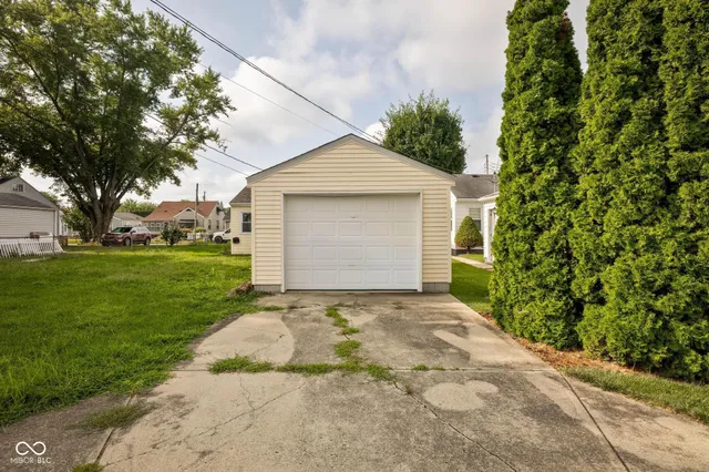 $129,900 | 128 East 36th Street, Anderson, IN 46013
