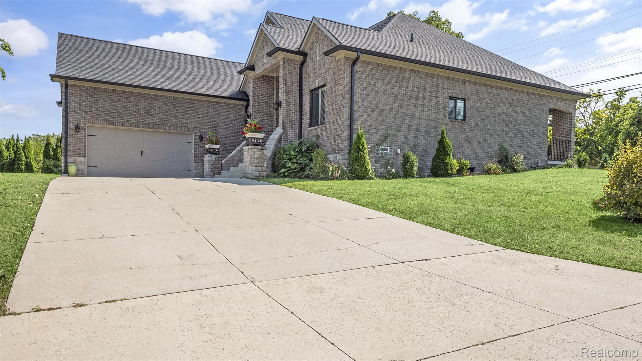 1497 Walton Blvd. Rochester, MI 48309 - Photo 29 of 35 Gallery Image 29