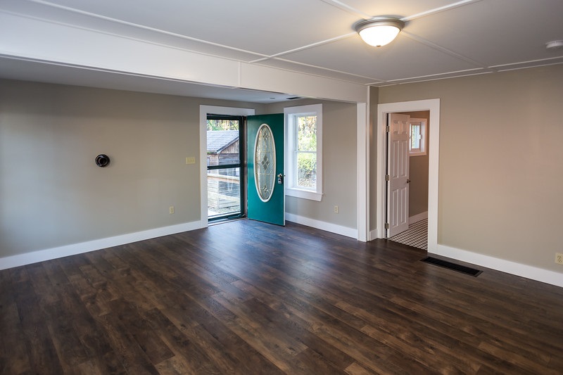 1 Jefferson Avenue Rochester, NH 03867 - Photo 8 of 33