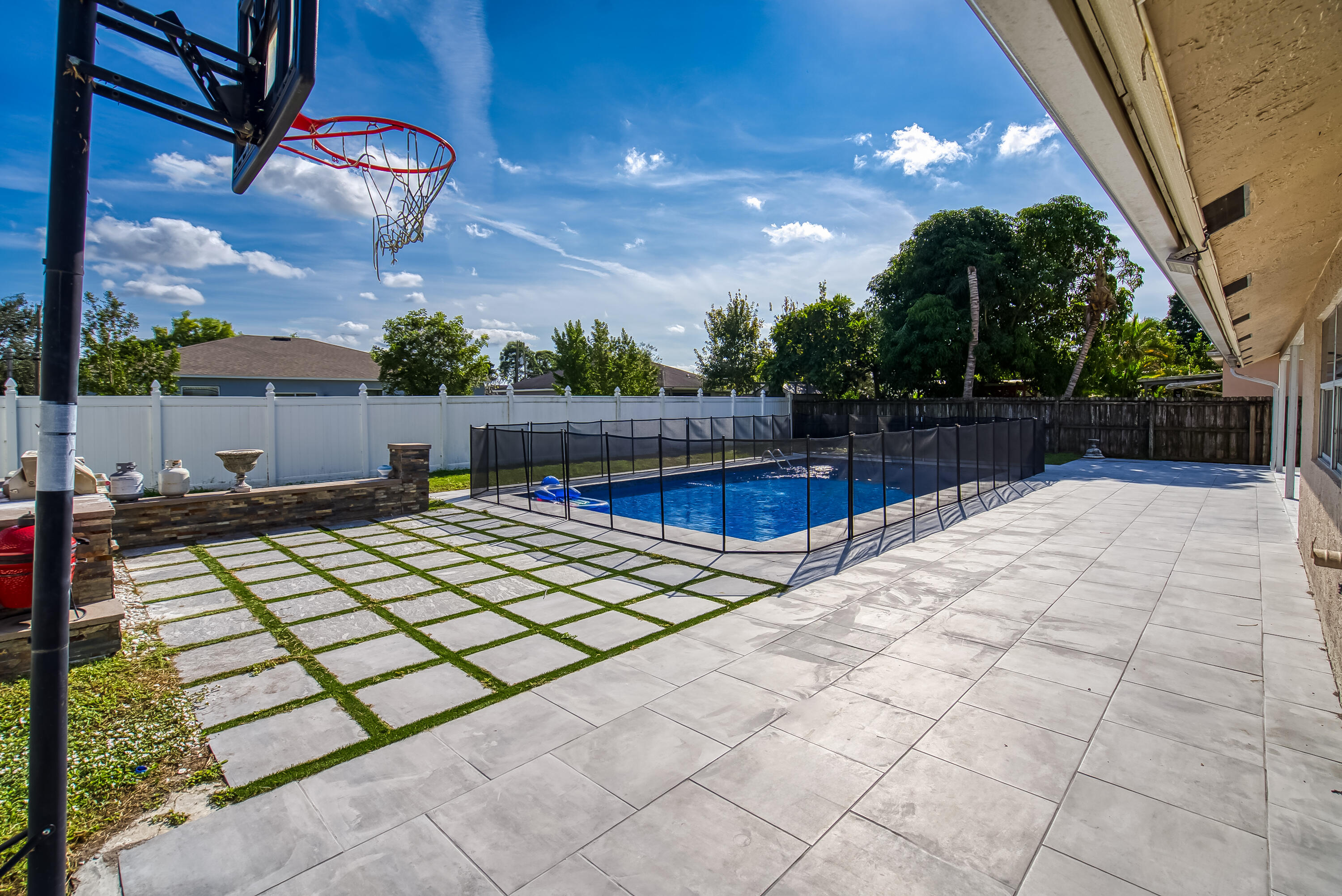 2962 Southwest Coastal Terrace Port St. Lucie, FL 34953 - Photo 7 of 59 A7305216_7