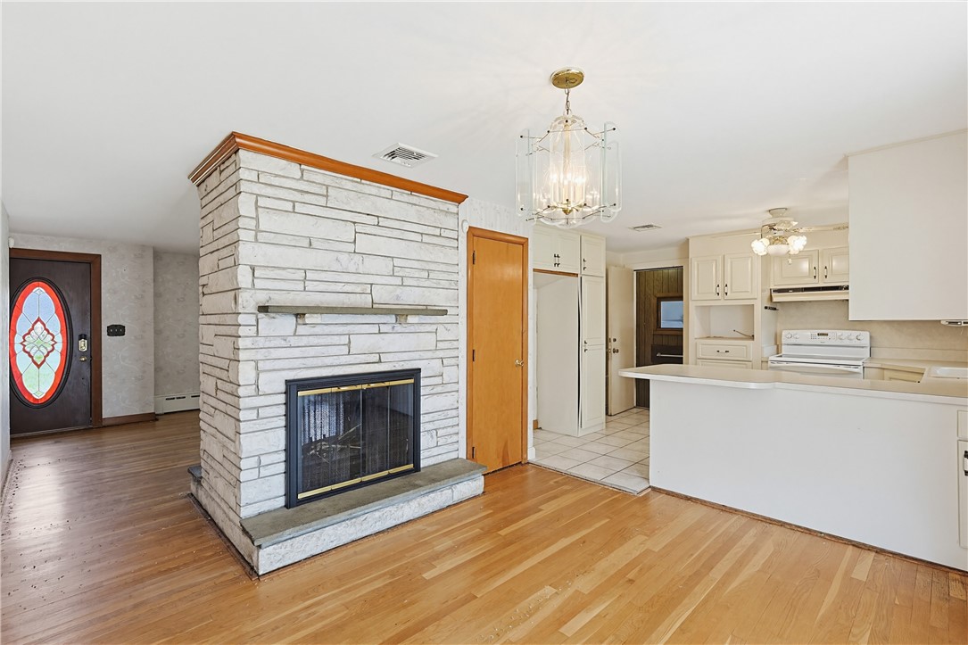 10 Brayton Road Tiverton, RI 02878 - Photo 10 of 33 Gallery Image 10
