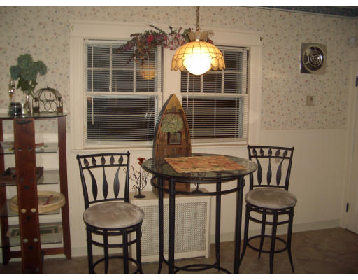 24 Arbutus Road Worcester, MA 01606 - Photo 4 of 14 Gallery Image 4