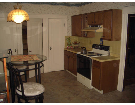 24 Arbutus Road Worcester, MA 01606 - Photo 5 of 14 Gallery Image 5