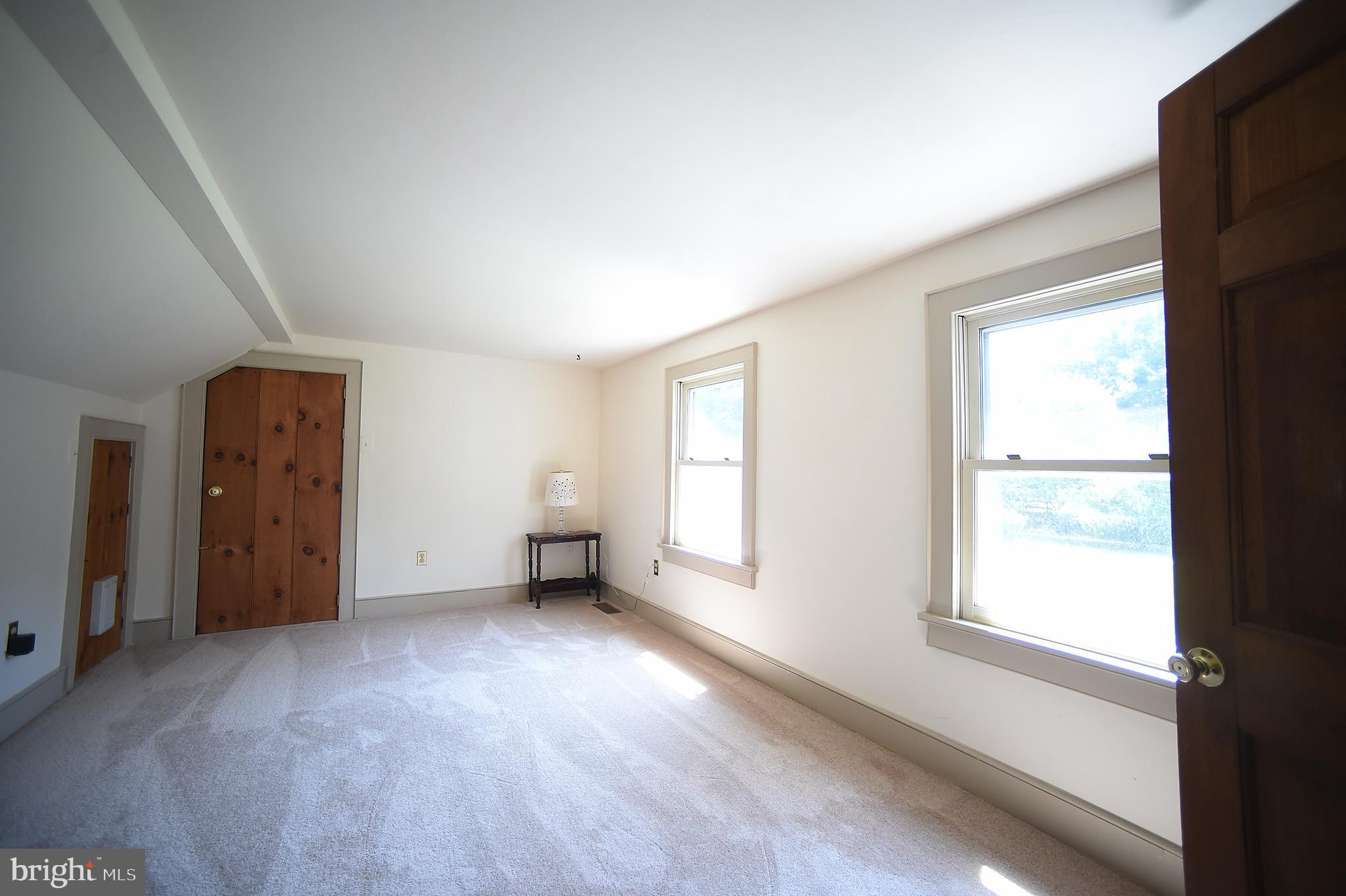 304 Georgetown Road Columbus, NJ 08022 - Photo 27 of 35 fourth bedroom