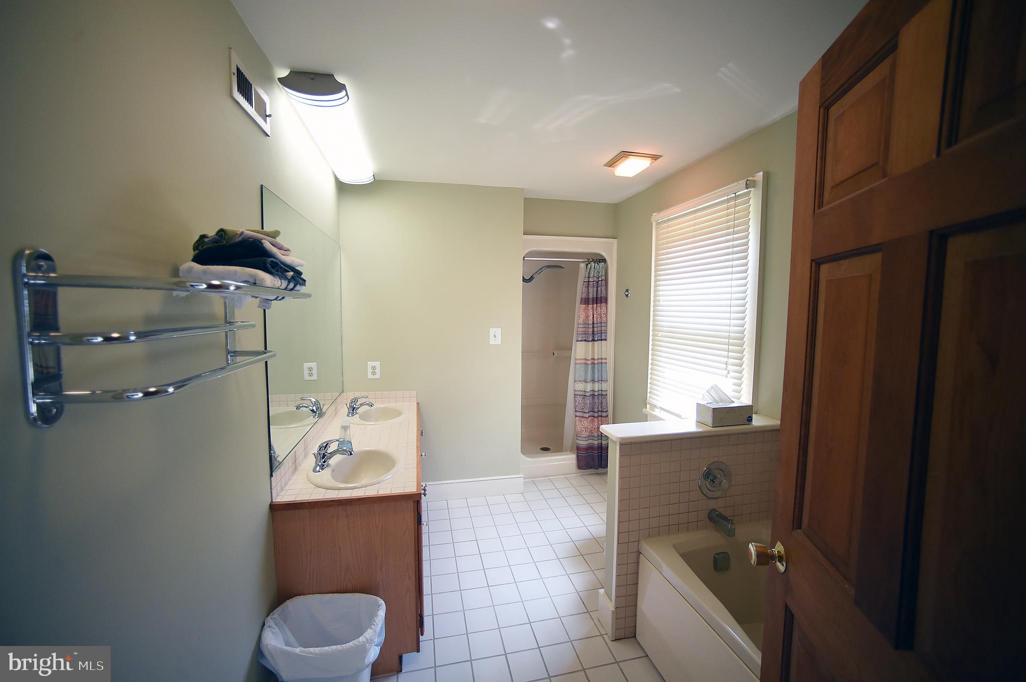 304 Georgetown Road Columbus, NJ 08022 - Photo 32 of 35