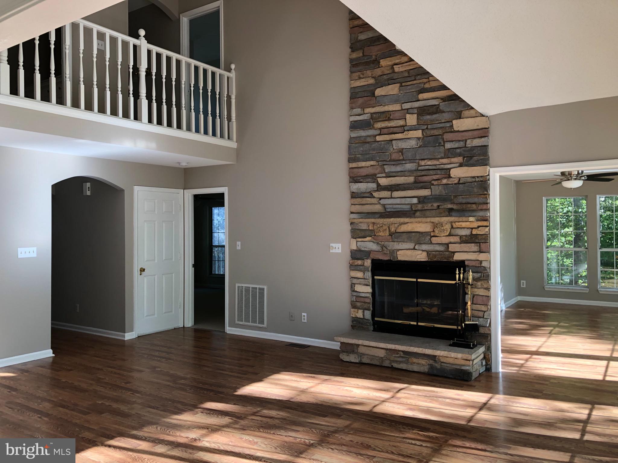 6321 Rope Swing Court Spotsylvania, VA 22551 - Photo 19 of 39 Living room
