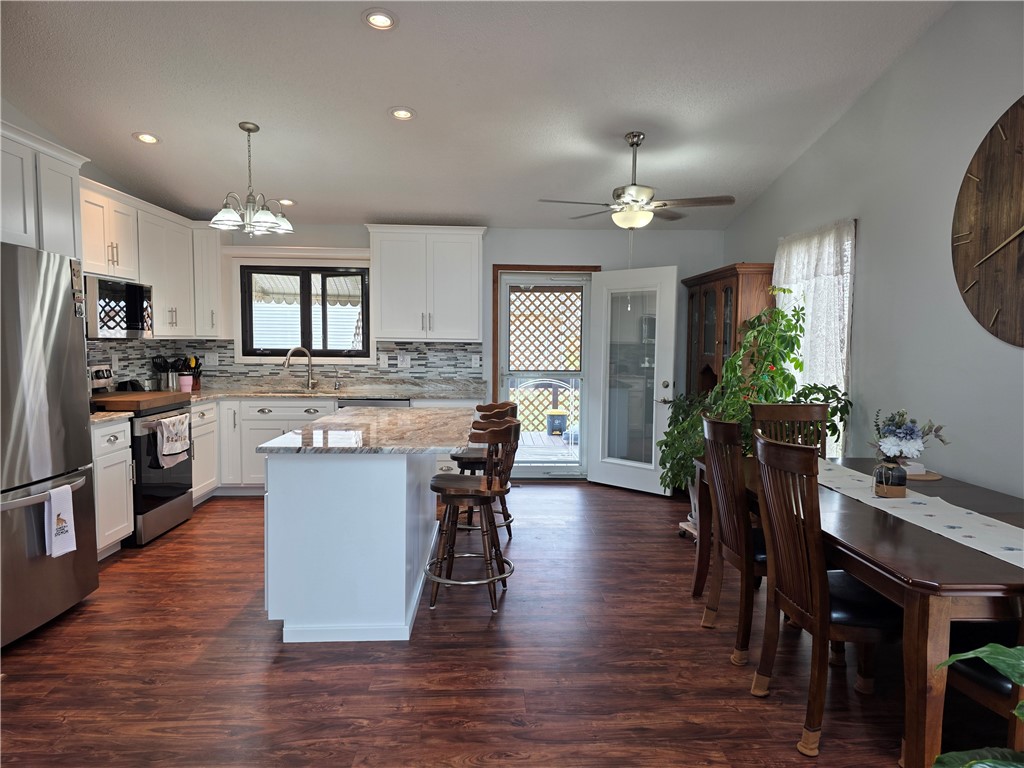 2703 Brookville Place Decatur, IL 62521 - Photo 6 of 32 Gallery Image 6