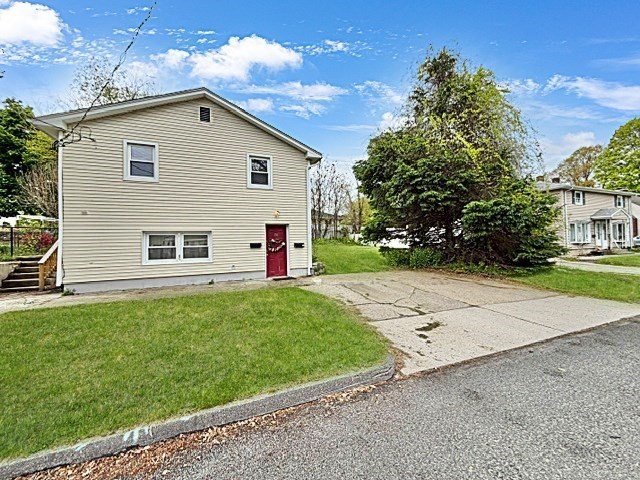 34 Marjorie Street Worcester, MA 01604 - Photo 1 of 27