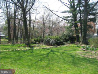 1272 Manor Road Havertown, PA 19083 - Photo 6 of 6