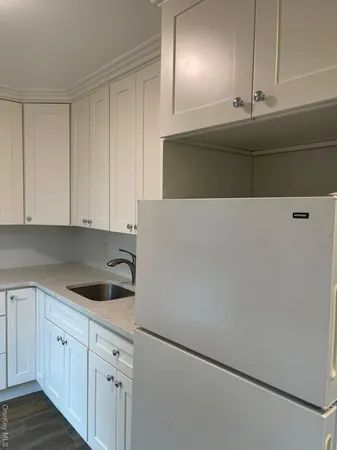 $2,800 | 9 North Maryland Avenue, Port Washington, NY 11050