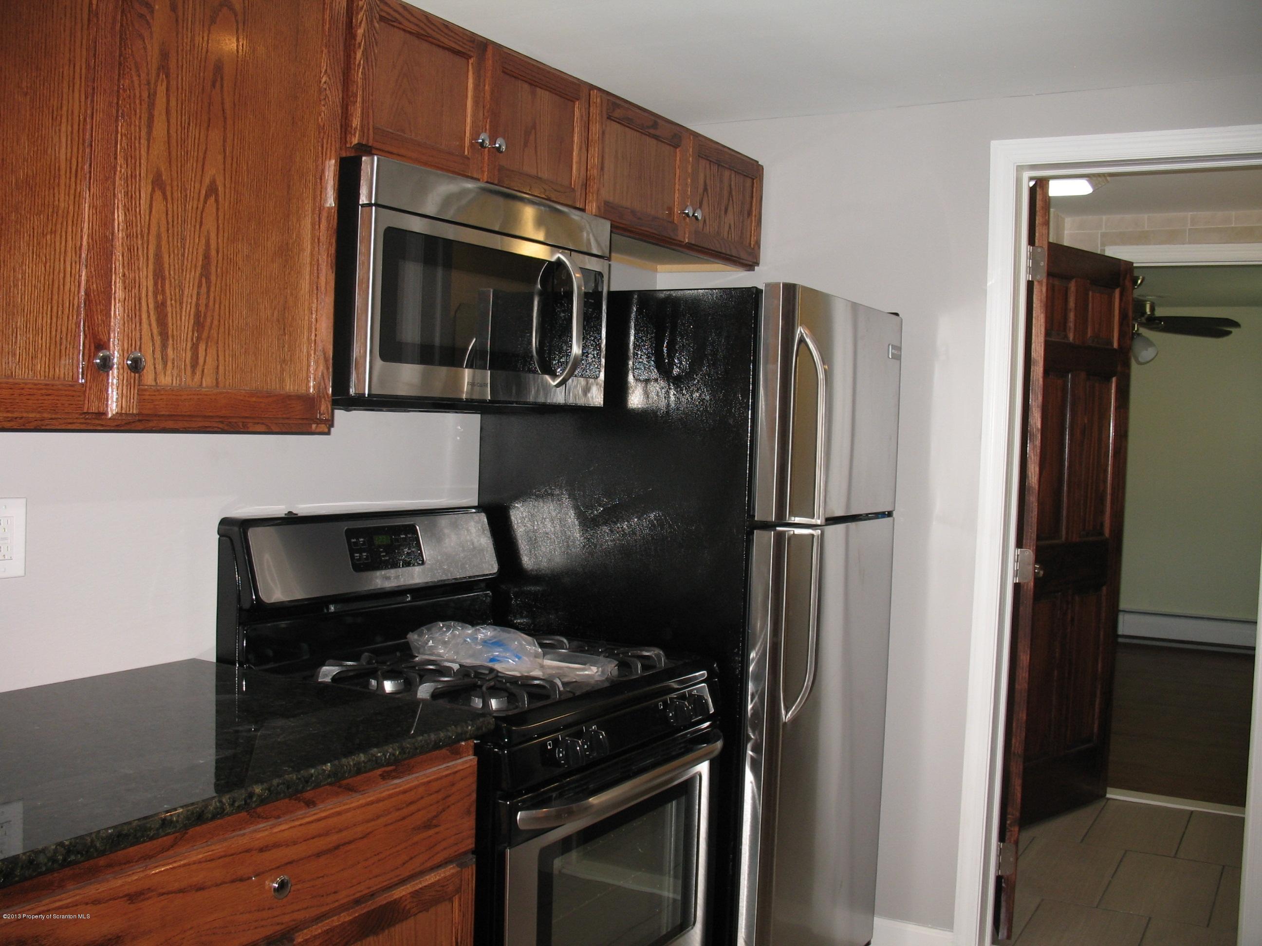 889 East Laplume Road Factoryville, PA 18419 - Photo 3 of 21 Gallery Image 3