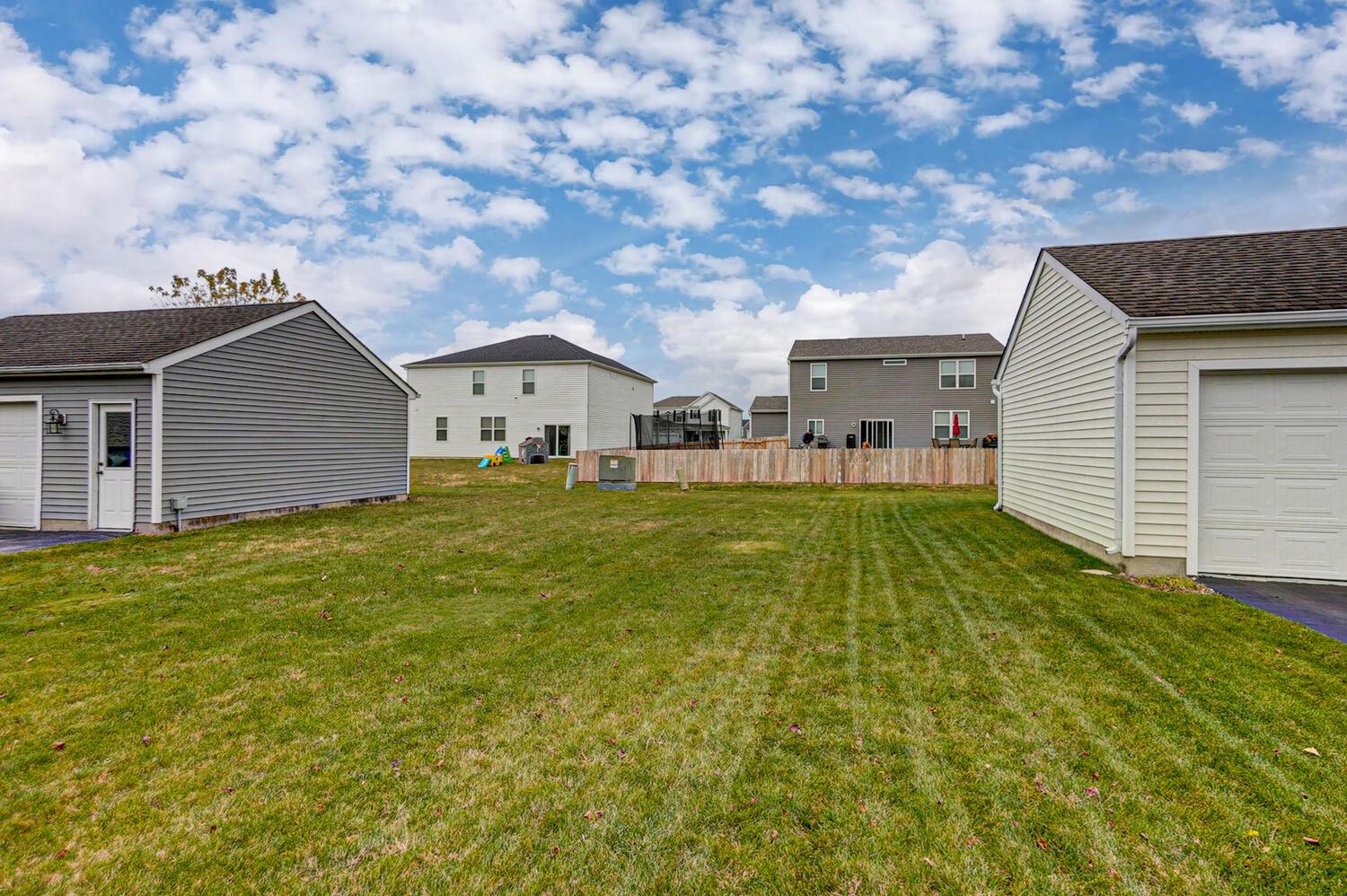 2227 Forest Ridge Hebron, OH 43025 - Photo 44 of 48 50043701-043_web