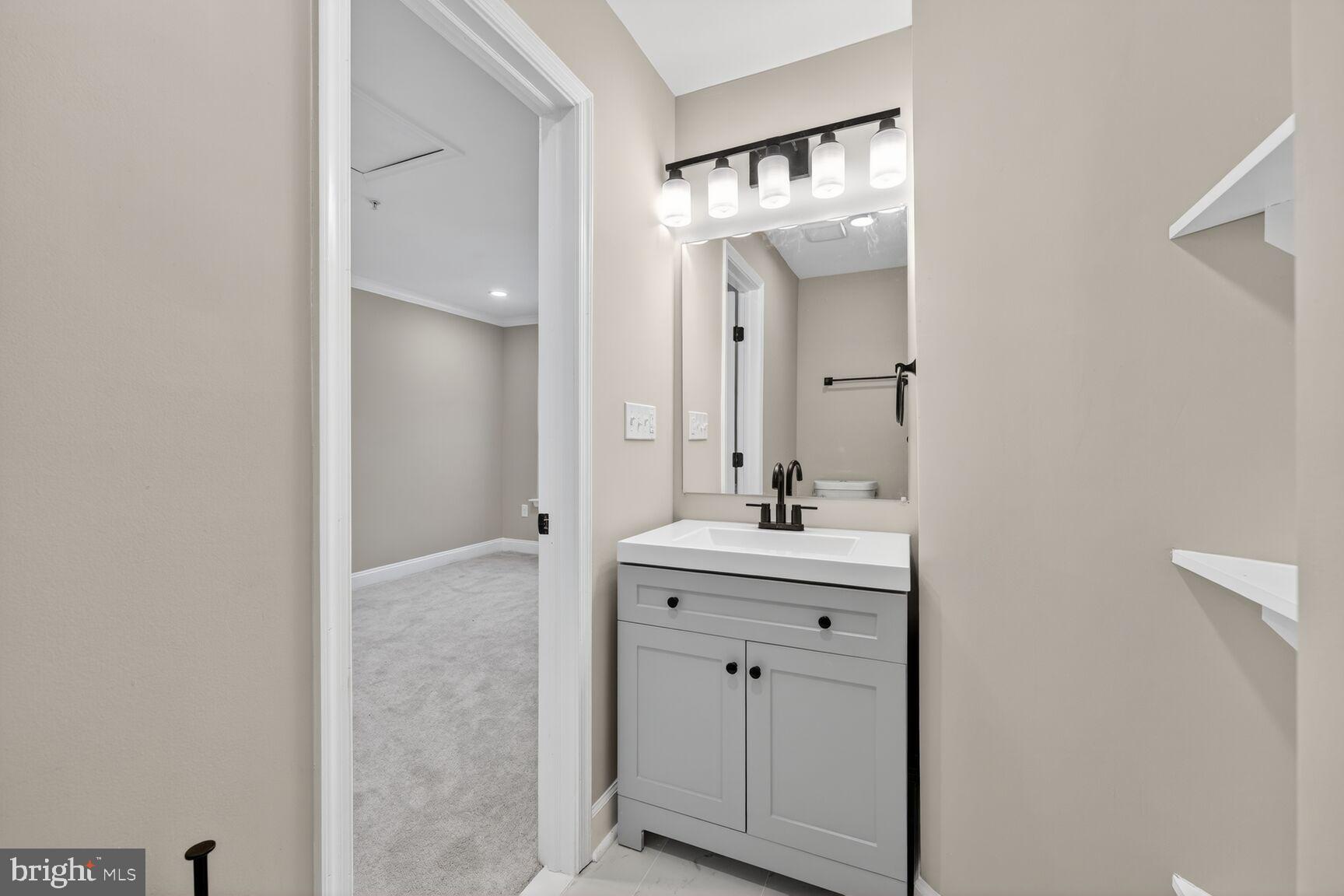 15621 Jamies Way Accokeek, MD 20607 - Photo 9 of 15 Ensuite Bathroom