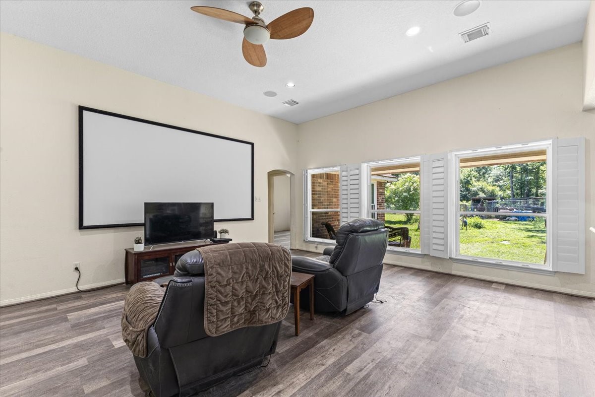 13501 Stowe Road Conroe, TX 77306 - Photo 17 of 25