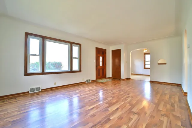 $199,900 | 6 Cherry Avenue, Little Falls, MN 56345