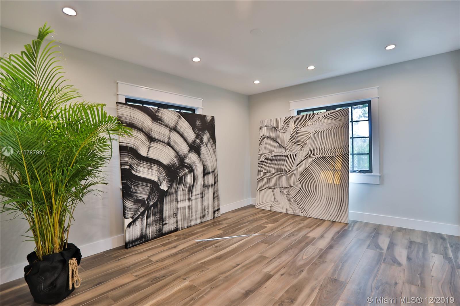 2516 Alhambra Circle Coral Gables, FL 33134 - Photo 11 of 30