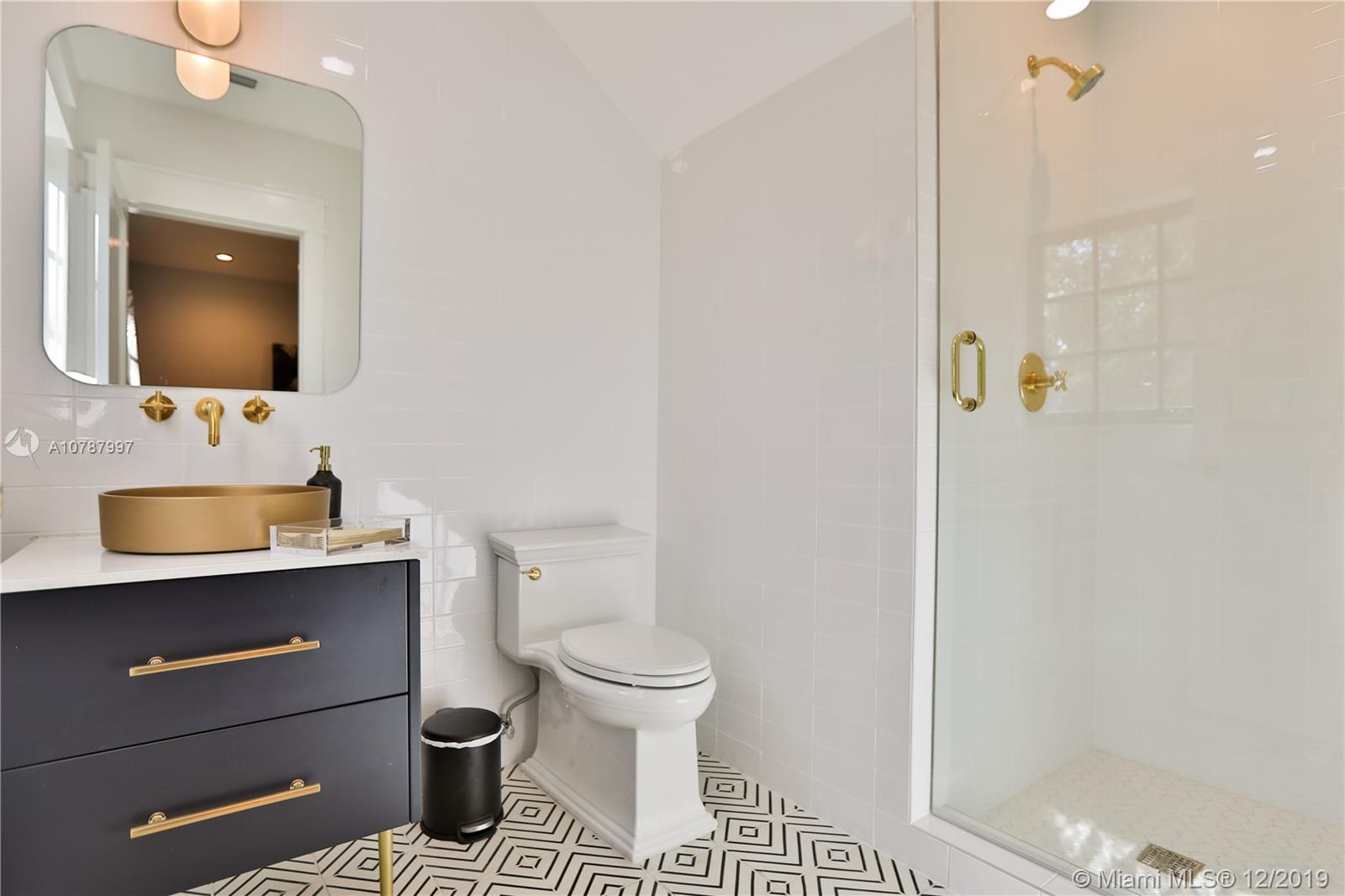 2516 Alhambra Circle Coral Gables, FL 33134 - Photo 12 of 30