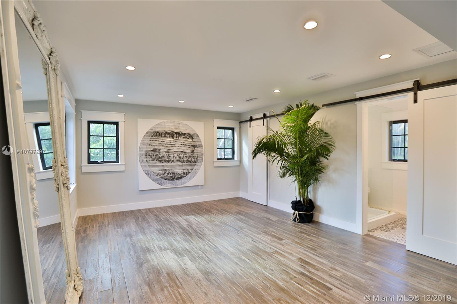 2516 Alhambra Circle Coral Gables, FL 33134 - Photo 21 of 30