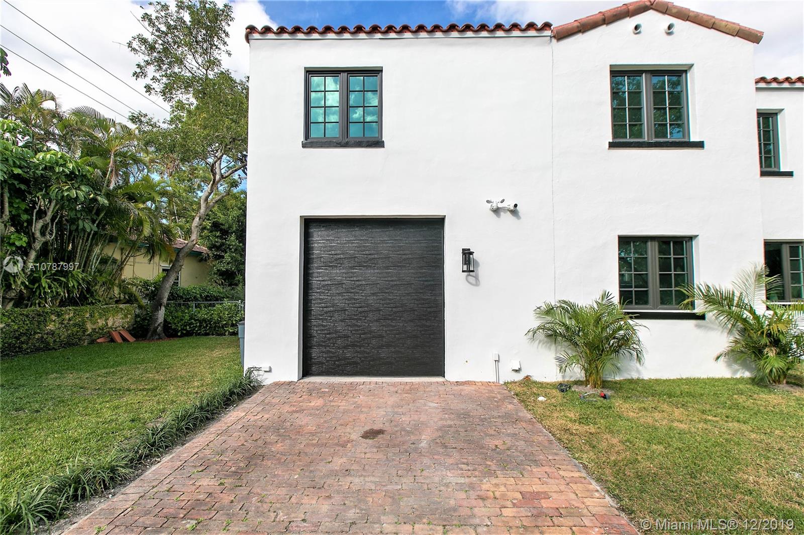 2516 Alhambra Circle Coral Gables, FL 33134 - Photo 26 of 30