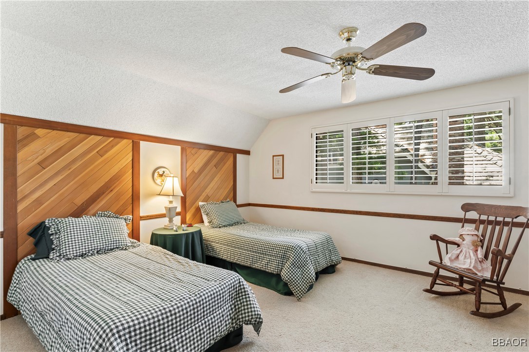 524 Golf Course Road Lake Arrowhead, CA 92352 - Photo 39 of 50 a bedroom with two beds and a window