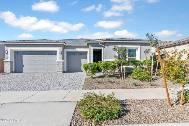 $685,000 | 24006 North 171st Drive, Surprise, AZ 85387
