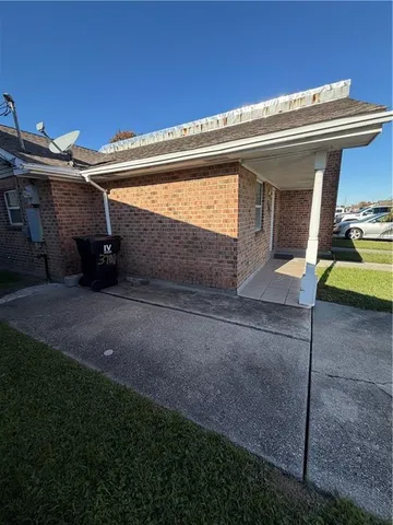 $1,400 | 3708 Shangri-La Drive, Chalmette, LA 70043