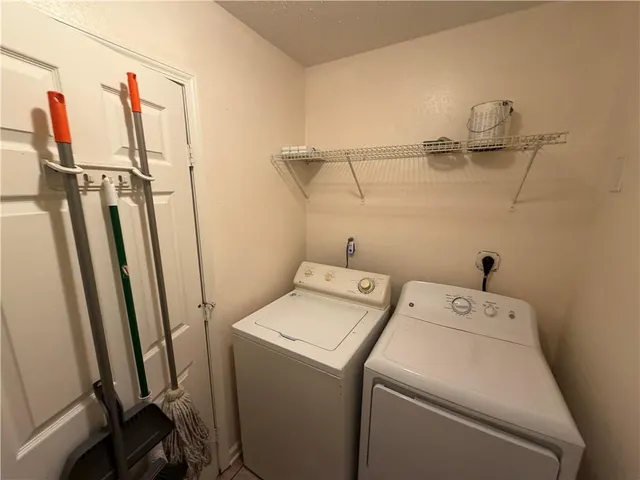 $1,400 | 3708 Shangri-La Drive, Chalmette, LA 70043