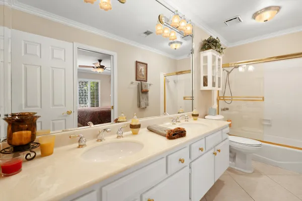 $609,900 | 9 Acapulco Drive, Palm Desert, CA 92260