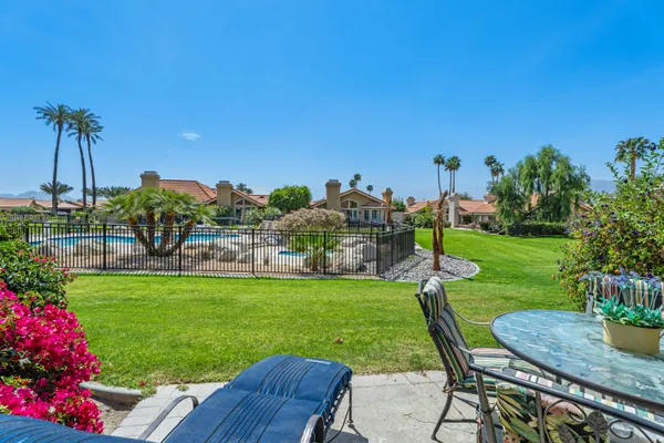 $609,900 | 9 Acapulco Drive, Palm Desert, CA 92260