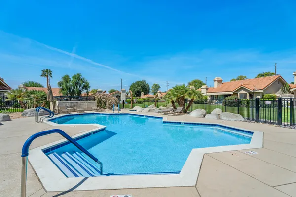 $609,900 | 9 Acapulco Drive, Palm Desert, CA 92260