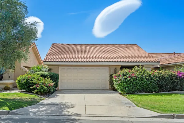 $609,900 | 9 Acapulco Drive, Palm Desert, CA 92260
